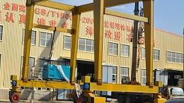 轮胎吊在狭窄空间作业时如何平衡灵活性与稳定性？