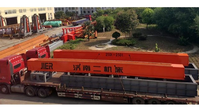 250T+250T液压龙门吊装车发货啦