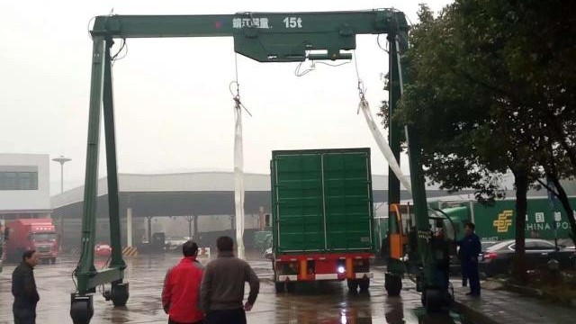 轮胎式集装箱龙门吊的设计制造及应用案例